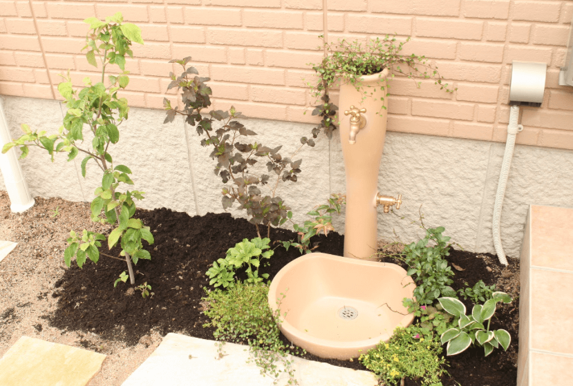 外構】一戸建ての庭に水栓＆立水栓は2箇所必要！？ | 後悔しないおしゃれな一戸建てを建てるためのブログ☆